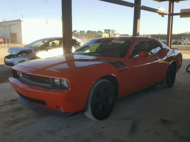 2B3CJ5DT3AH200333 - 2010 DODGE CHALLENGER ORANGE photo 2