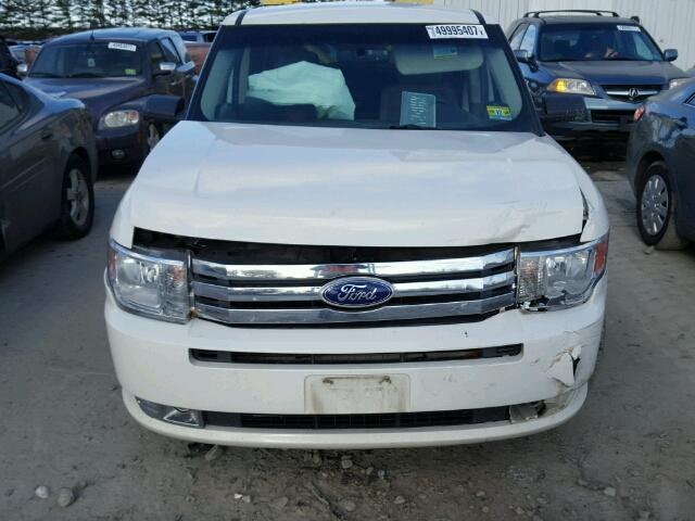 2FMGK5BCXBBD35759 - 2011 FORD FLEX SE WHITE photo 9