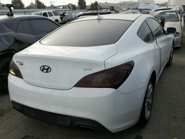 KMHHT6KD2AU024187 - 2010 HYUNDAI GENESIS CO WHITE photo 4