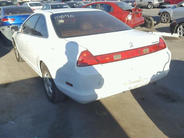 1HGCG3154YA013054 - 2000 HONDA ACCORD EX WHITE photo 3