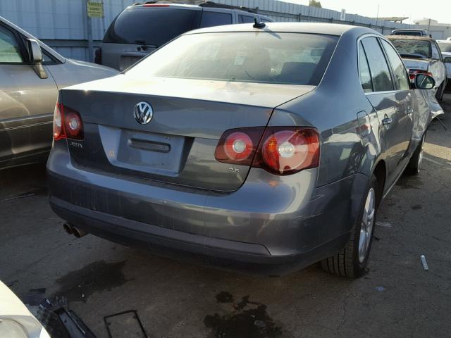 3VWRZ71K89M121842 - 2009 VOLKSWAGEN JETTA SE GRAY photo 4