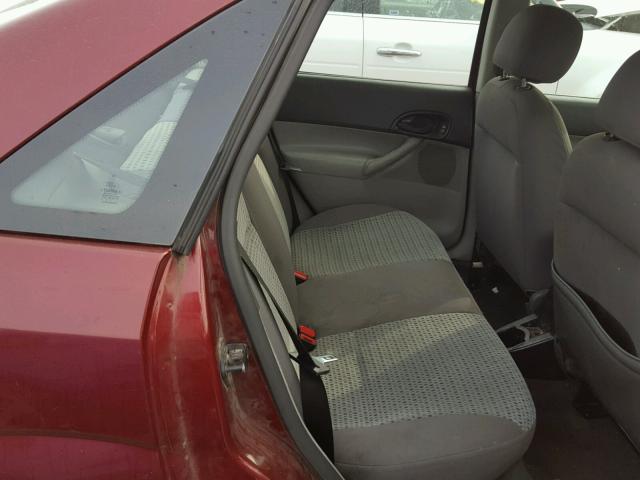 1FAFP34N96W154425 - 2006 FORD FOCUS ZX4 RED photo 6