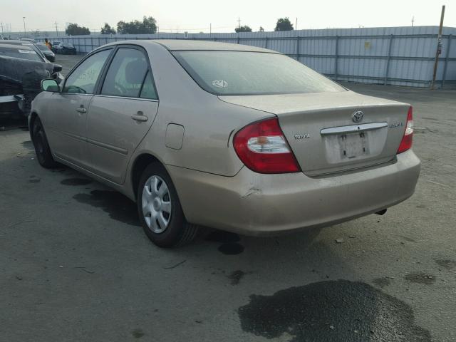 4T1BE32K03U237106 - 2003 TOYOTA CAMRY LE CREAM photo 3