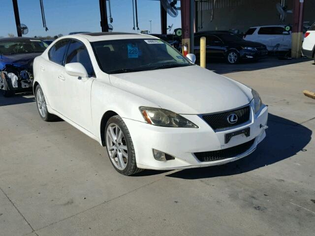 JTHBK262462007178 - 2006 LEXUS IS 250 WHITE photo 1