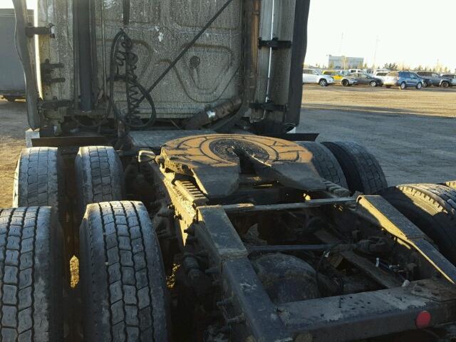 1FUJGLD55ELFV1579 - 2014 FREIGHTLINER CASCADIA 1 WHITE photo 6