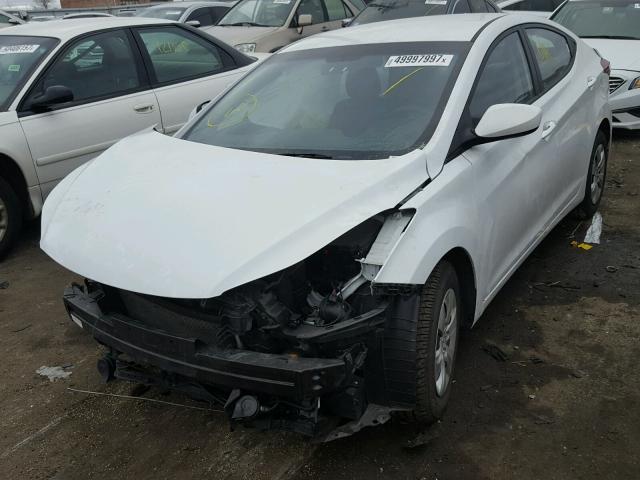 5NPDH4AE5GH752740 - 2016 HYUNDAI ELANTRA SE WHITE photo 2