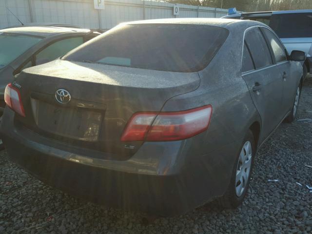 4T4BE46K18R021262 - 2008 TOYOTA CAMRY CE GRAY photo 4