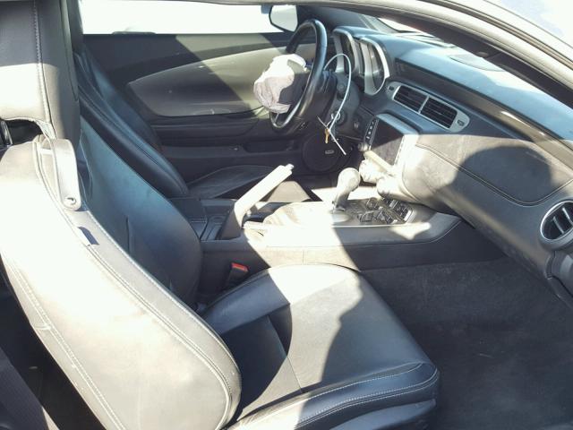 2G1FC1E36D9113594 - 2013 CHEVROLET CAMARO LT GRAY photo 5