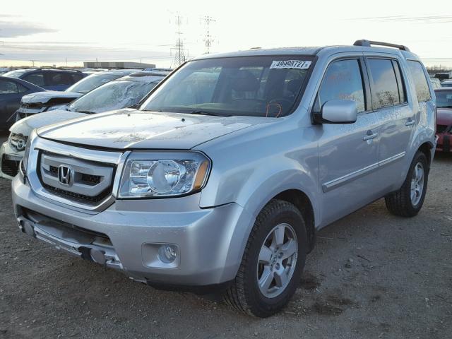 5FNYF4H68BB101227 - 2011 HONDA PILOT EXL GRAY photo 2