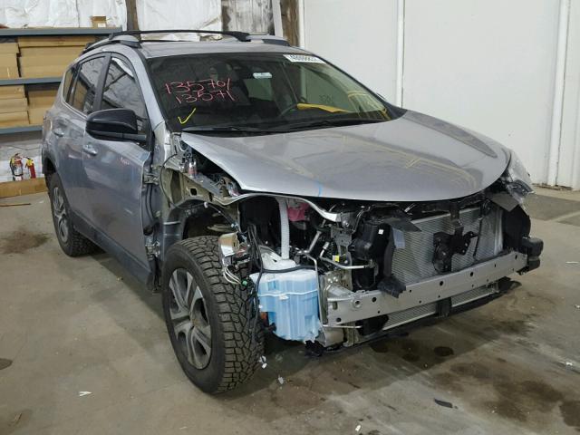 2T3BFREV0HW632455 - 2017 TOYOTA RAV4 LE Boz foto 1