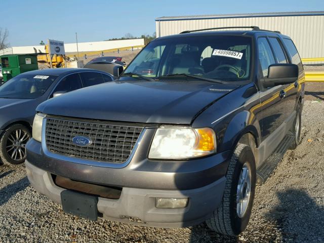 1FMRU15W83LA01622 - 2003 FORD EXPEDITION GRAY photo 2