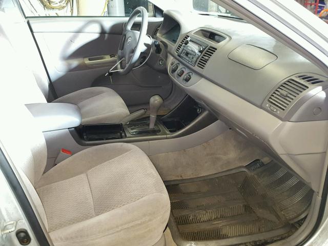 4T1BE32K33U149649 - 2003 TOYOTA CAMRY LE SILVER photo 5