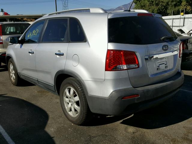 5XYKT4A26CG244578 - 2012 KIA SORENTO BA SILVER photo 3