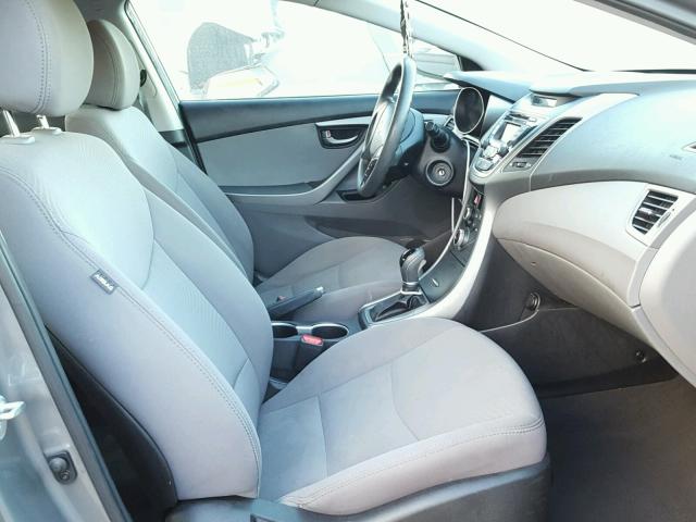 5NPDH4AE0EH516137 - 2014 HYUNDAI ELANTRA SE GRAY photo 5