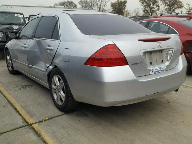 1HGCM56796A055554 - 2006 HONDA ACCORD EX SILVER photo 3