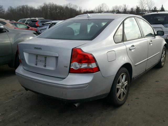 YV1MS682952046579 - 2005 VOLVO S40 T5 SILVER photo 4
