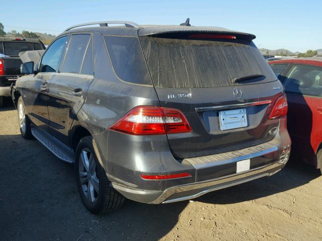 4JGDA5HB0CA021975 - 2012 MERCEDES-BENZ ML 350 4MA GRAY photo 3