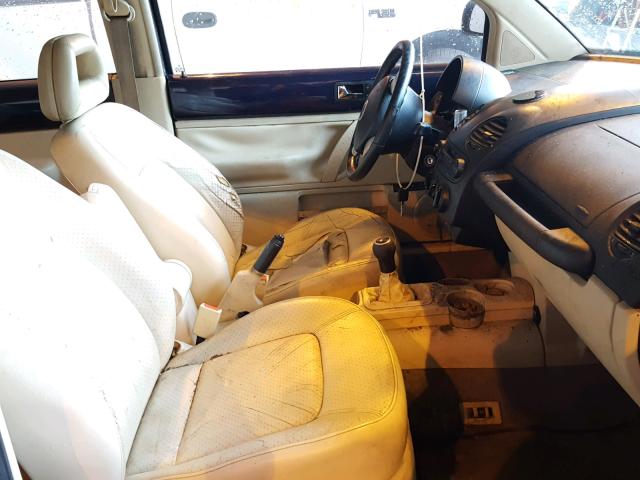 3VWDD21C0YM419708 - 2000 VOLKSWAGEN NEW BEETLE ლურჯი ფოტო 5