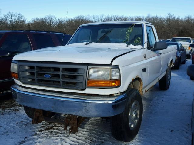 1FTHF26H2TEB64447 - 1996 FORD F250 WHITE photo 2