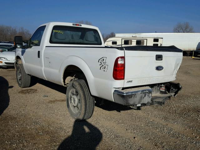 1FTBF2B68GEB07265 - 2016 FORD F250 SUPER WHITE photo 3