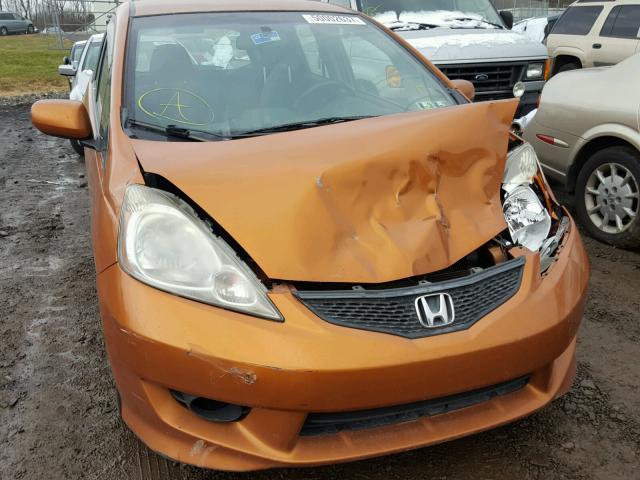 JHMGE88499S014355 - 2009 HONDA FIT SPORT ORANGE photo 9