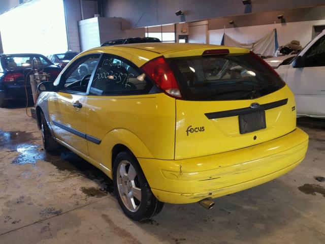 3FAFP31313R118312 - 2003 FORD FOCUS ZX3 YELLOW photo 3