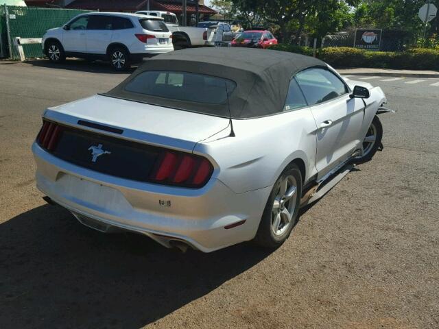 1FATP8EM1G5269484 - 2016 FORD MUSTANG SILVER photo 4