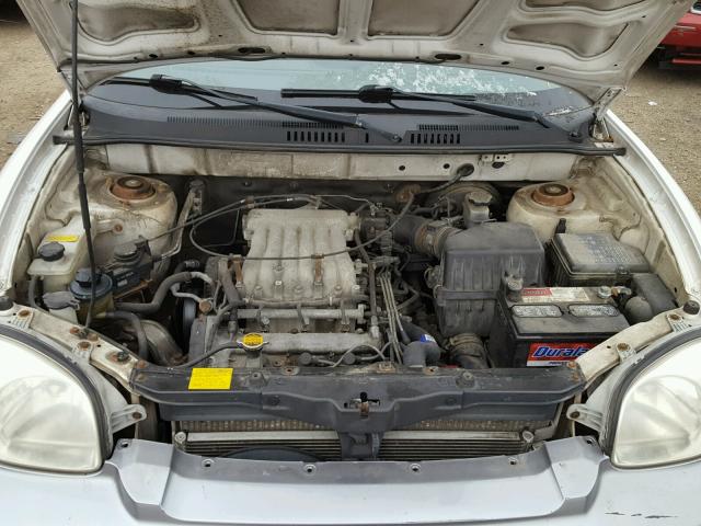 KM8SC83D71U099239 - 2001 HYUNDAI SANTA FE G WHITE photo 7