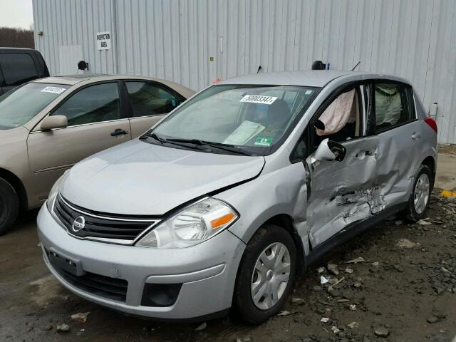 3N1BC1CP9CK198589 - 2012 NISSAN VERSA S SILVER photo 2