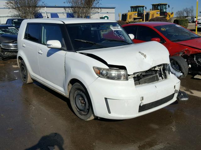 JTLKE50E281016469 - 2008 SCION XB WHITE photo 1