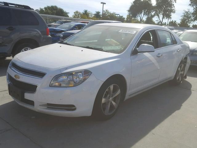 1G1ZC5E06CF372733 - 2012 CHEVROLET MALIBU 1LT WHITE photo 2
