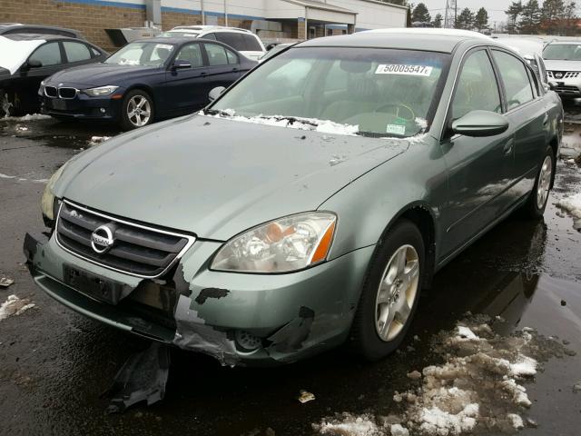 1N4AL11D32C131305 - 2002 NISSAN ALTIMA BAS GREEN photo 2