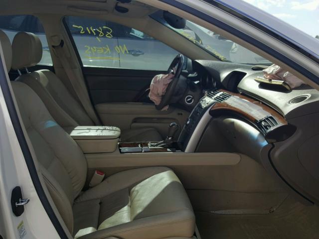 JH4KB2F62AC000428 - 2010 ACURA RL CREAM photo 5