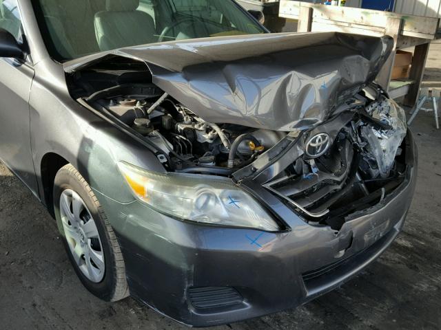 4T4BF3EK4AR074018 - 2010 TOYOTA CAMRY BASE GRAY photo 9