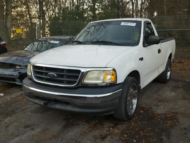 1FTRF17253NA13918 - 2003 FORD F150 WHITE photo 2