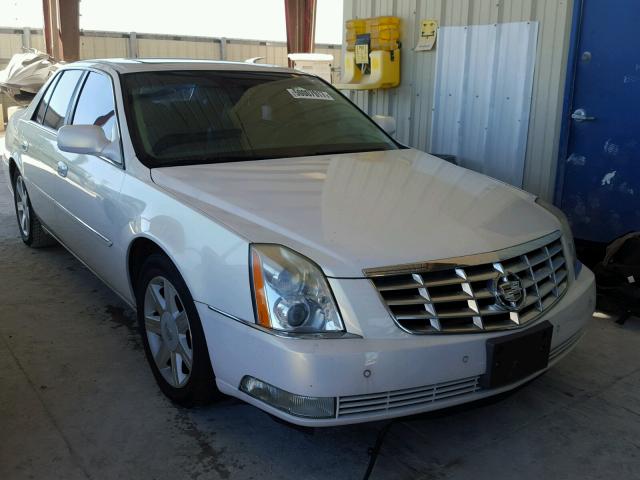 1G6KD57Y46U177273 - 2006 CADILLAC DTS WHITE photo 1