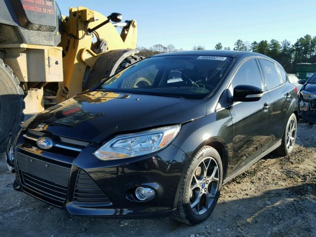 1FADP3K29EL298041 - 2014 FORD FOCUS SE BLACK photo 2