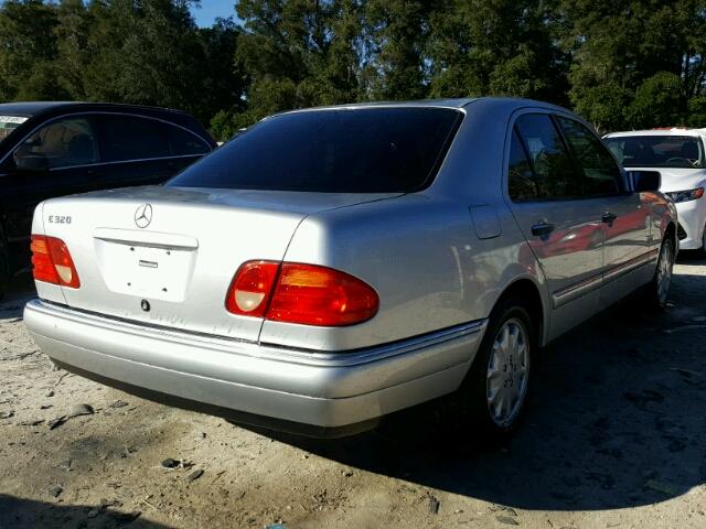 WDBJF65F6WA518814 - 1998 MERCEDES-BENZ E 320 SILVER photo 4