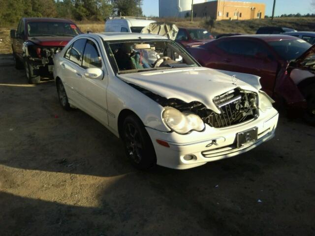 WDBRF54H57A923130 - 2007 MERCEDES-BENZ C 280 WHITE photo 1