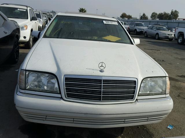 WDBGA32E7TA319477 - 1996 MERCEDES-BENZ S 320W WHITE photo 9