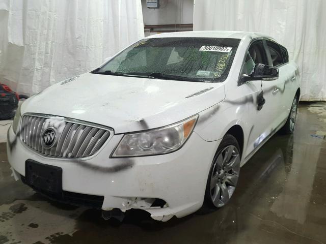 1G4GC5EG2AF157855 - 2010 BUICK LACROSSE C WHITE photo 2
