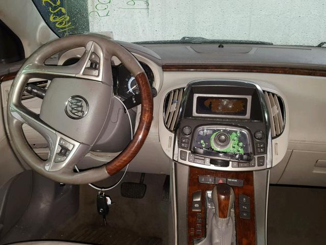 1G4GC5EG2AF157855 - 2010 BUICK LACROSSE C WHITE photo 9