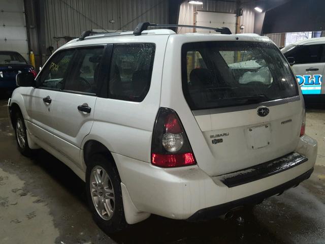 JF1SG66698H725621 - 2008 SUBARU FORESTER S WHITE photo 3