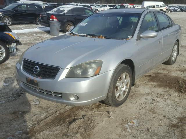 1N4AL11D85N433682 - 2005 NISSAN ALTIMA S GRAY photo 2