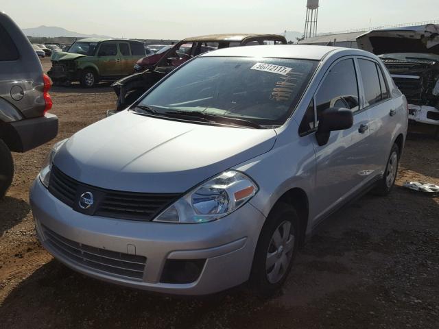 3N1CC1AP8BL444306 - 2011 NISSAN VERSA S SILVER photo 2