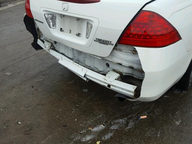 1HGCM56187A074593 - 2007 HONDA ACCORD VAL WHITE photo 9