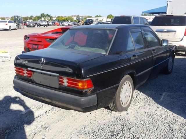 WDBDA29D5PG029123 - 1993 MERCEDES-BENZ 190 E 2.6 BLACK photo 4