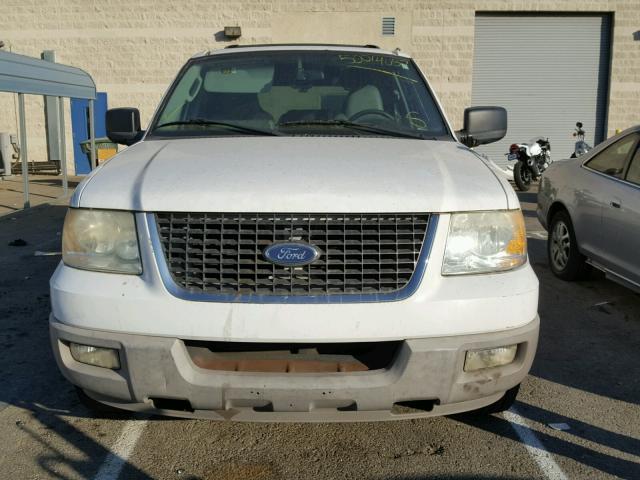 1FMRU15W73LB77125 - 2003 FORD EXPEDITION WHITE photo 9