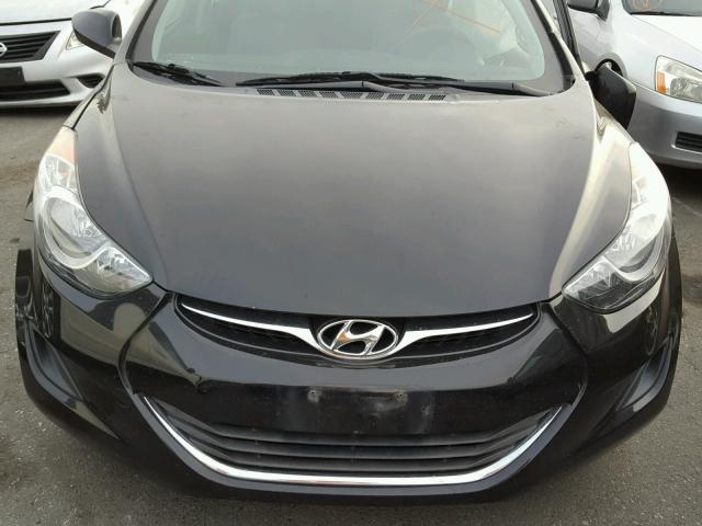 5NPDH4AEXDH384955 - 2013 HYUNDAI ELANTRA GL BLACK photo 7