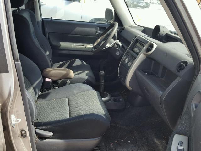 JTLKT334864110428 - 2006 TOYOTA SCION XB Сұр фото 5